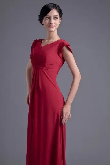 Robe rouge longue empire témoin mariage à mancherons col V en mousseline